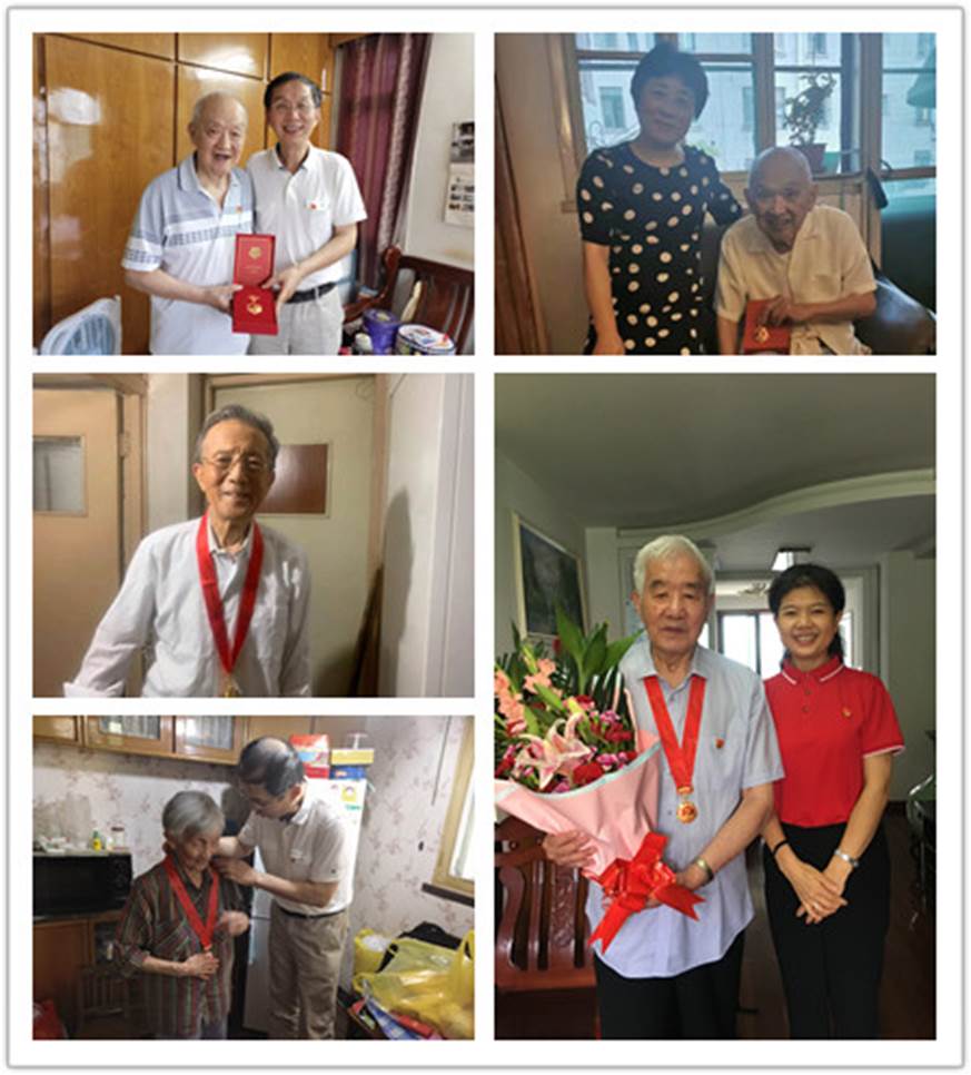 2021年6月24日3044am永利集团官网为王启华老党员颁发“光荣在党50年”纪念章(1)_副本